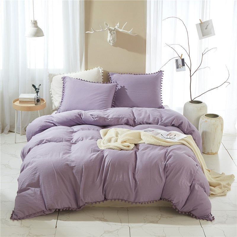 American style 3-piece duvet cover set made of 100% polyester with a thread count of 400, anti-static.