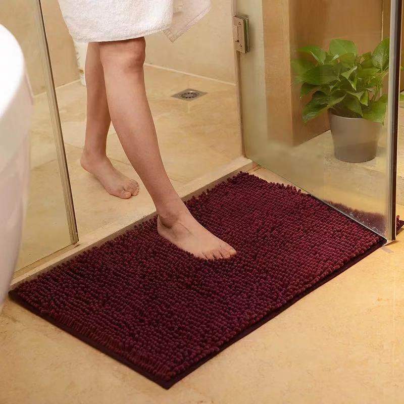 Luxury Chenille Bath Mat - Soft and Absorbent Bathroom Rug