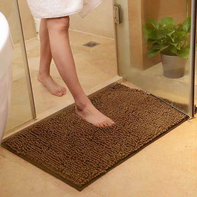 Luxury Chenille Bath Mat - Soft and Absorbent Bathroom Rug