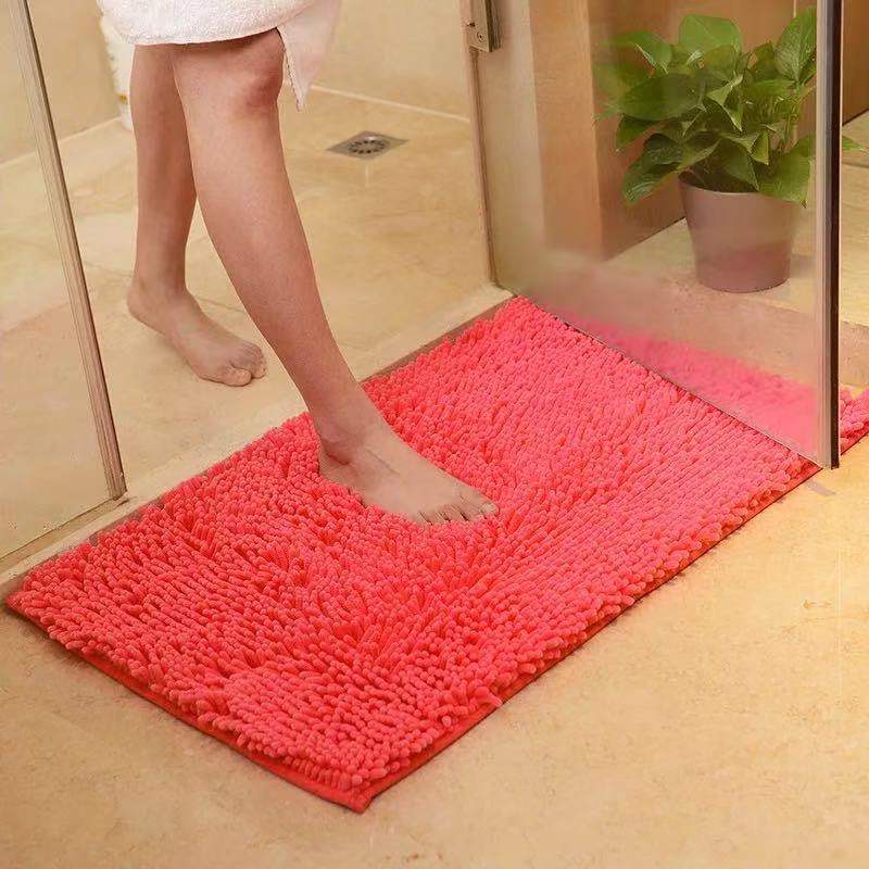 Luxury Chenille Bath Mat - Soft and Absorbent Bathroom Rug