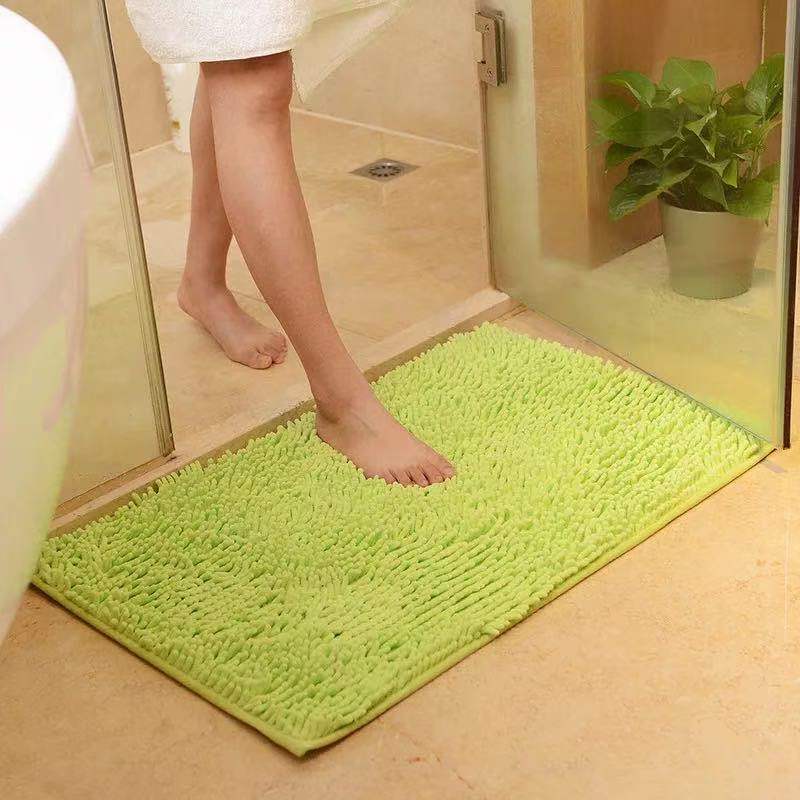 Luxury Chenille Bath Mat - Soft and Absorbent Bathroom Rug