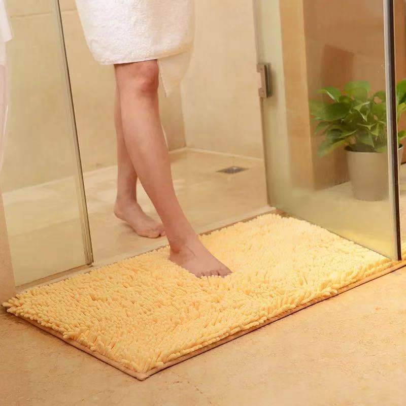 Luxury Chenille Bath Mat - Soft and Absorbent Bathroom Rug