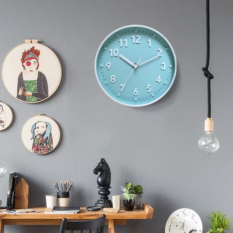 Plastic Wall Clock with Nordic Movement Mechanism, 30 cm
